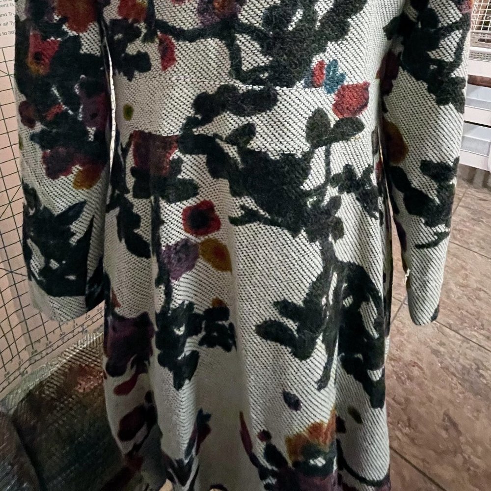 Gray/white/floral Long Jacket Blazer Medium - Picture 5 of 7